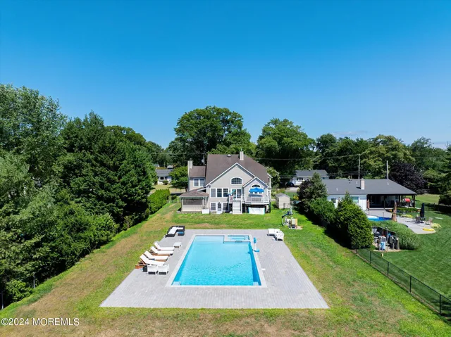 $4,900 | 186 Whalepond Road, Oakhurst, NJ 07755