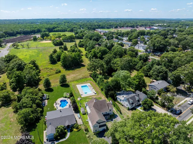 $4,900 | 186 Whalepond Road, Oakhurst, NJ 07755