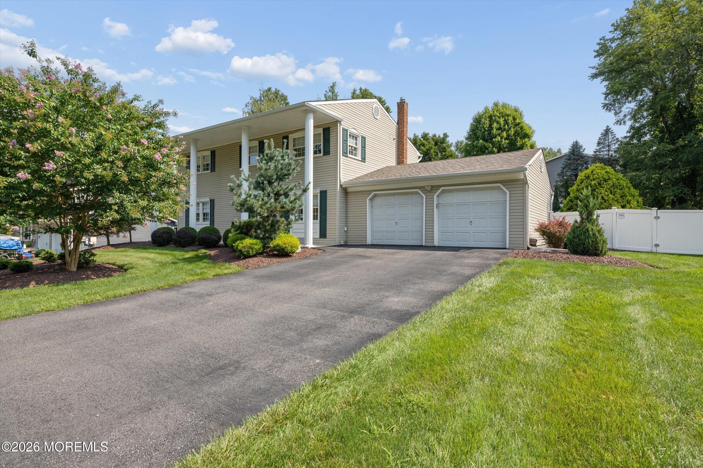 28 Millay Road Morganville, NJ 07751 - Photo 3 of 49 03-28 Millay Rd, Morganville01