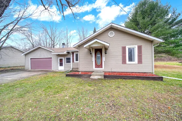 $240,000 | 5140 Clinton Road, Jackson, MI 49201