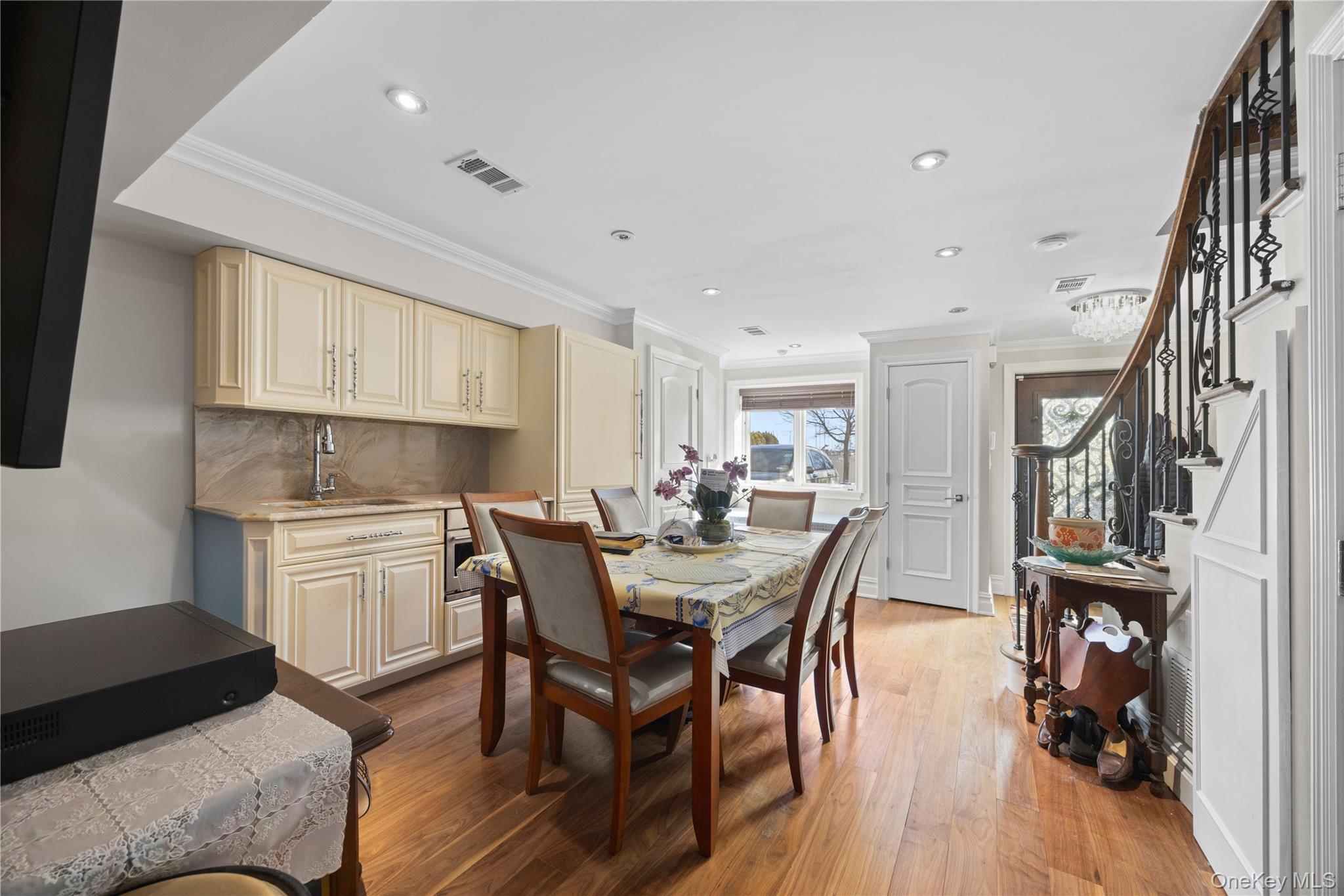229 Ditmars Street Bronx, NY 10464 - Photo 9 of 22