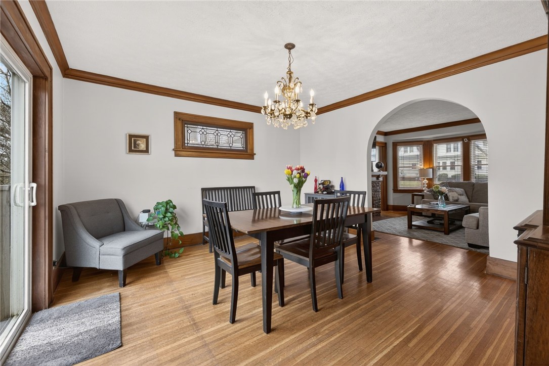 506 Hurstbourne Road Irondequoit, NY 14609 - Photo 13 of 44