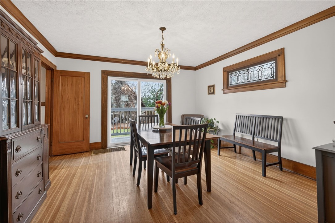 506 Hurstbourne Road Irondequoit, NY 14609 - Photo 14 of 44