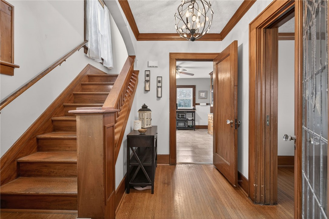 506 Hurstbourne Road Irondequoit, NY 14609 - Photo 6 of 44