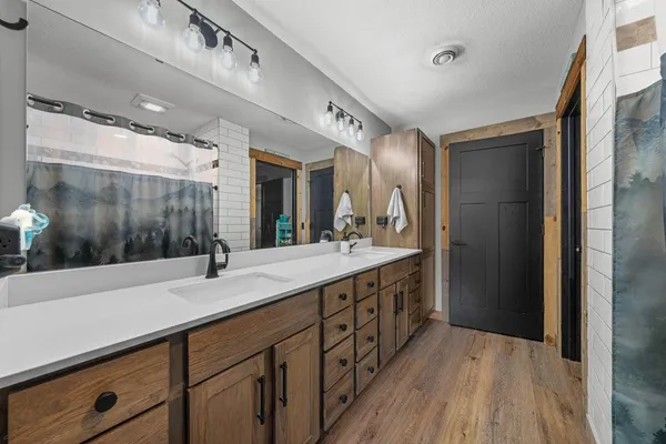 $379,000 | 1933 4th Avenue, Baldwin, WI 54002