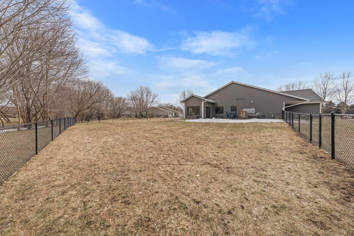 1933 4th Avenue Baldwin, WI 54002 - Photo 25 of 26