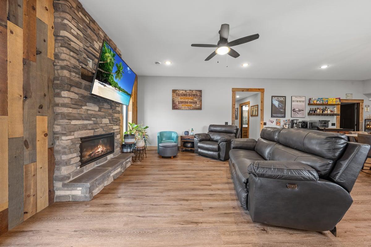 1933 4th Avenue Baldwin, WI 54002 - Photo 10 of 26