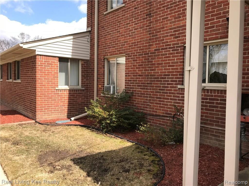 11352 Canal Road, Unit 2 Sterling Heights, MI 48314 - Photo 14 of 14 back yard.jpg