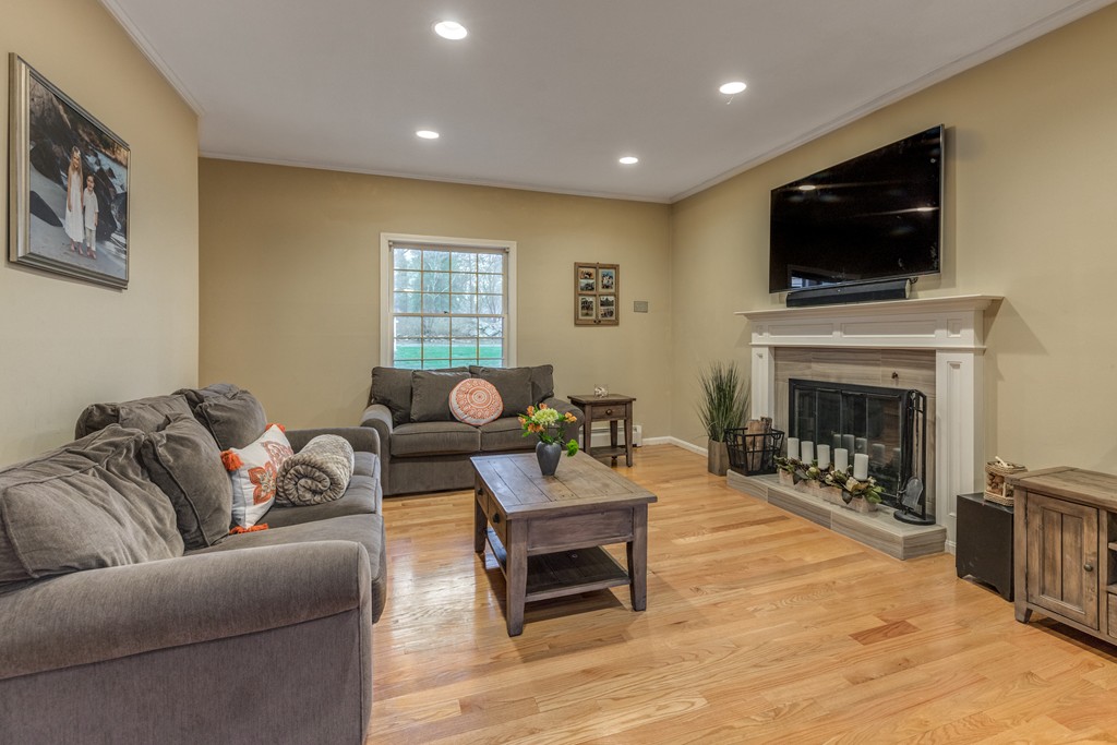 1 Old Planters Road Beverly, MA 01915 - Photo 13 of 30 Gallery Image 13