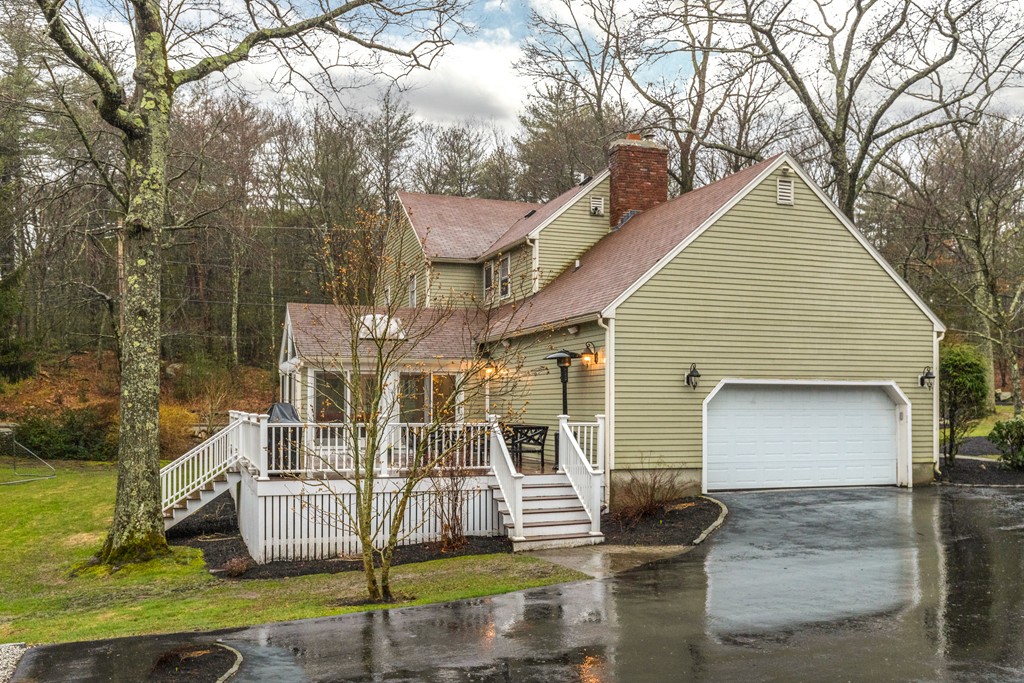 1 Old Planters Road Beverly, MA 01915 - Photo 3 of 30 Gallery Image 3