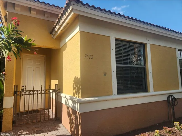 $2,050 | 7512 Bristol Circle, Naples, FL 34120