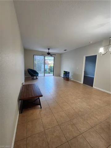 $2,050 | 7512 Bristol Circle, Naples, FL 34120