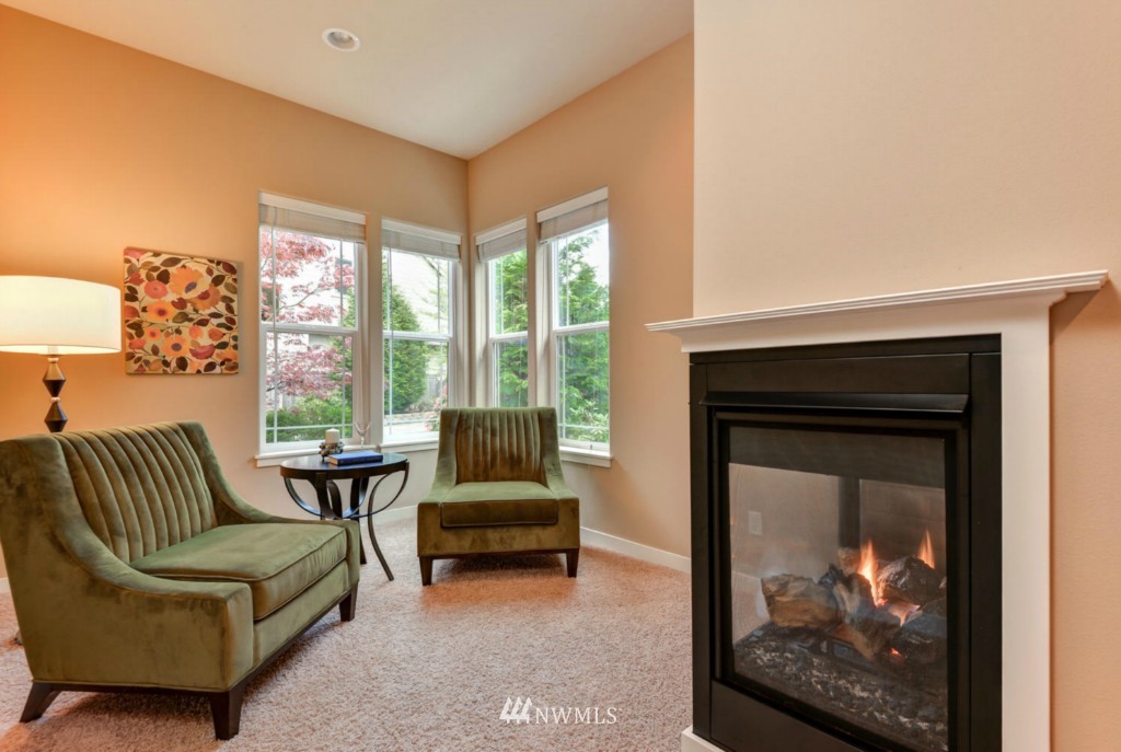 16446 Sylvester Road Southwest Burien, WA 98166 - Photo 3 of 24