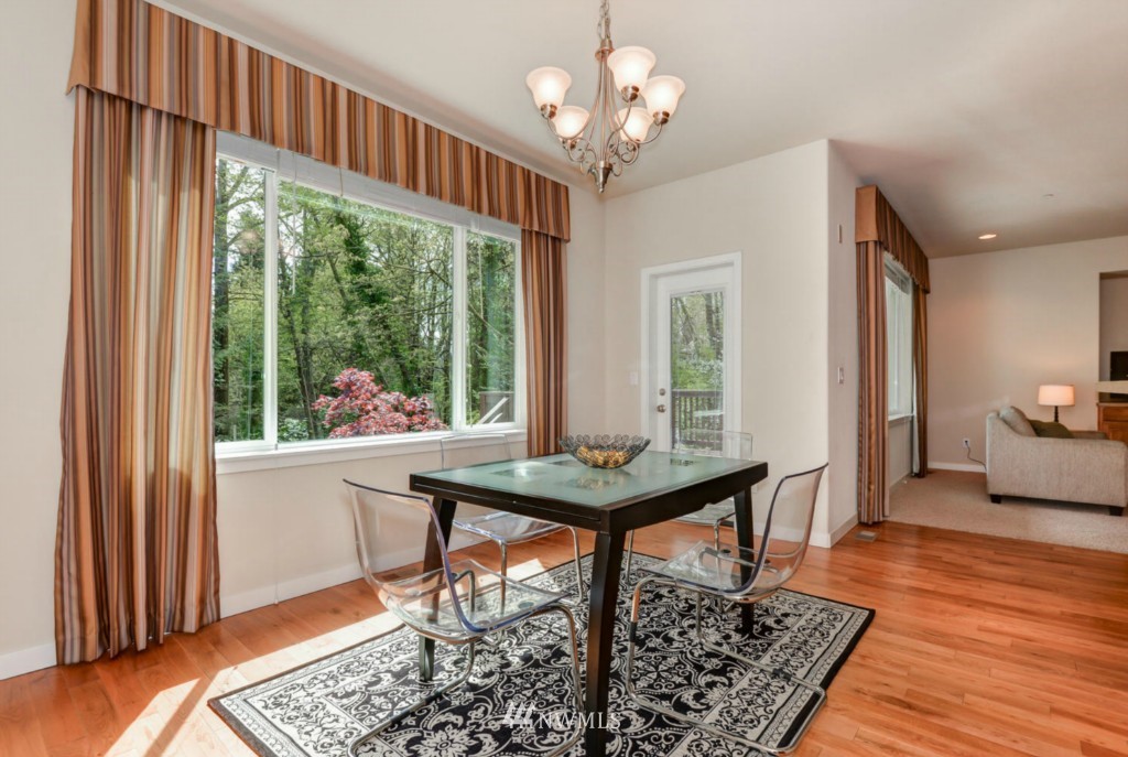 16446 Sylvester Road Southwest Burien, WA 98166 - Photo 6 of 24