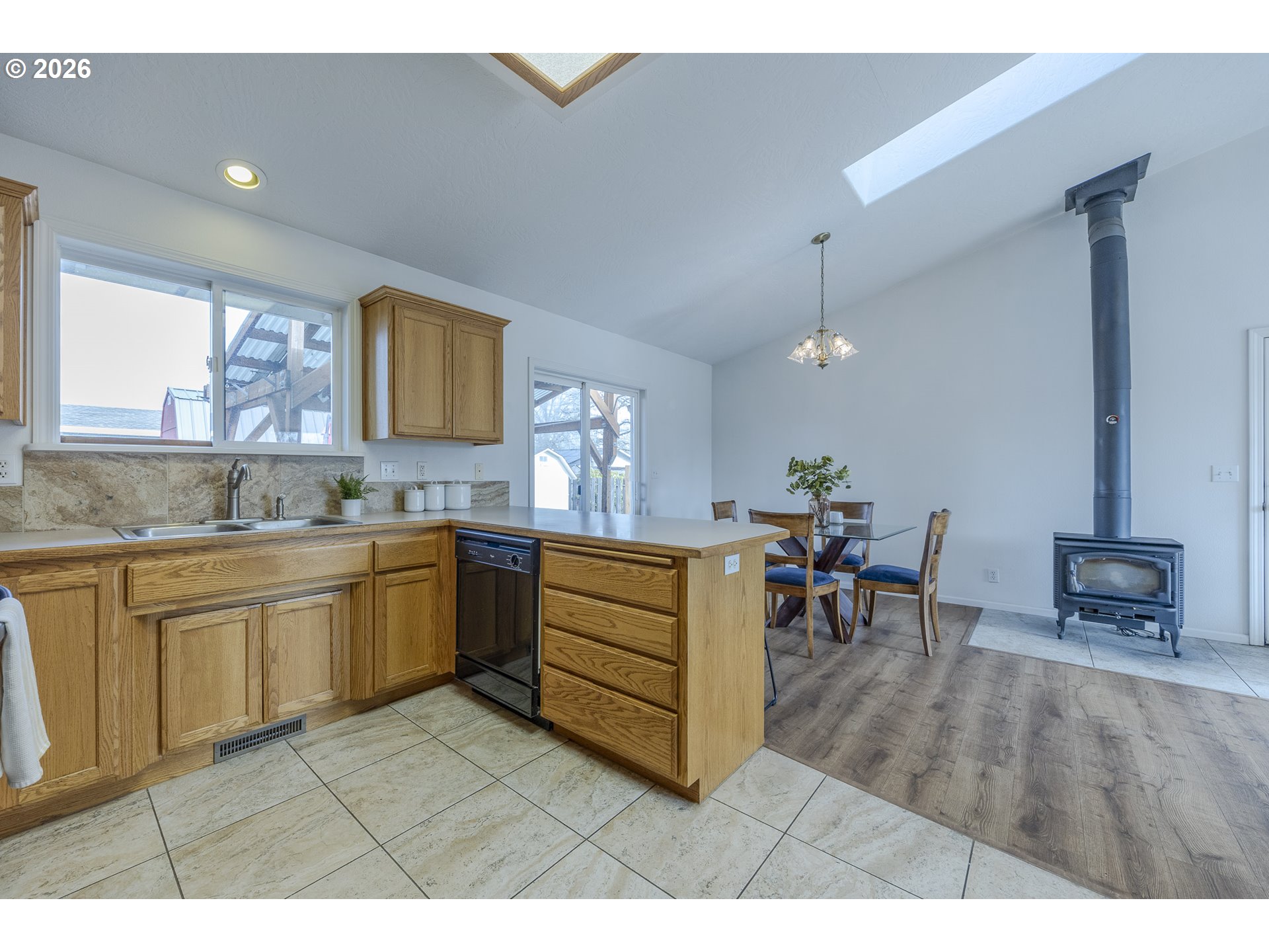 1560 Harvey Road Cottage Grove, OR 97424 - Photo 12 of 36