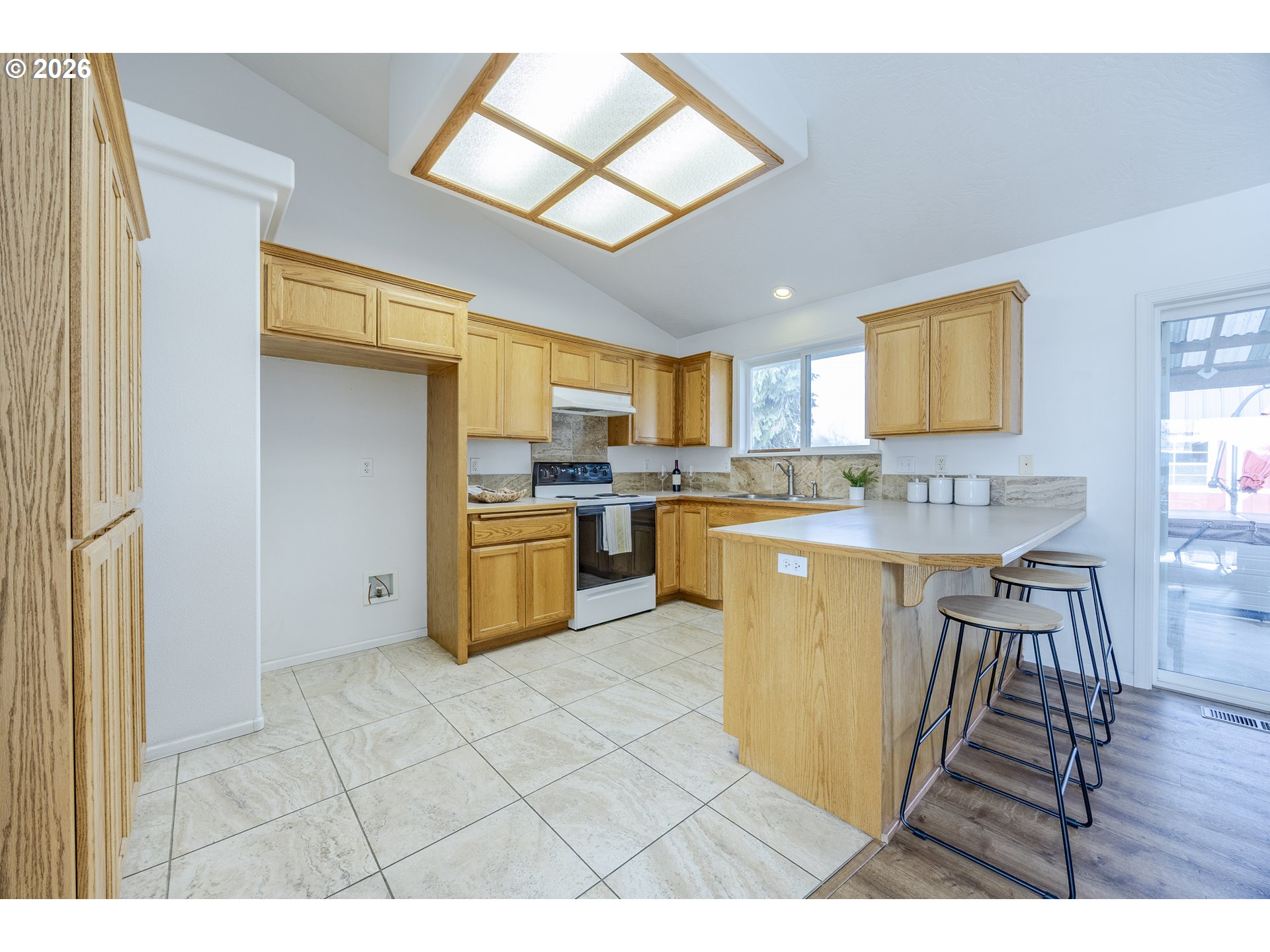 1560 Harvey Road Cottage Grove, OR 97424 - Photo 13 of 36