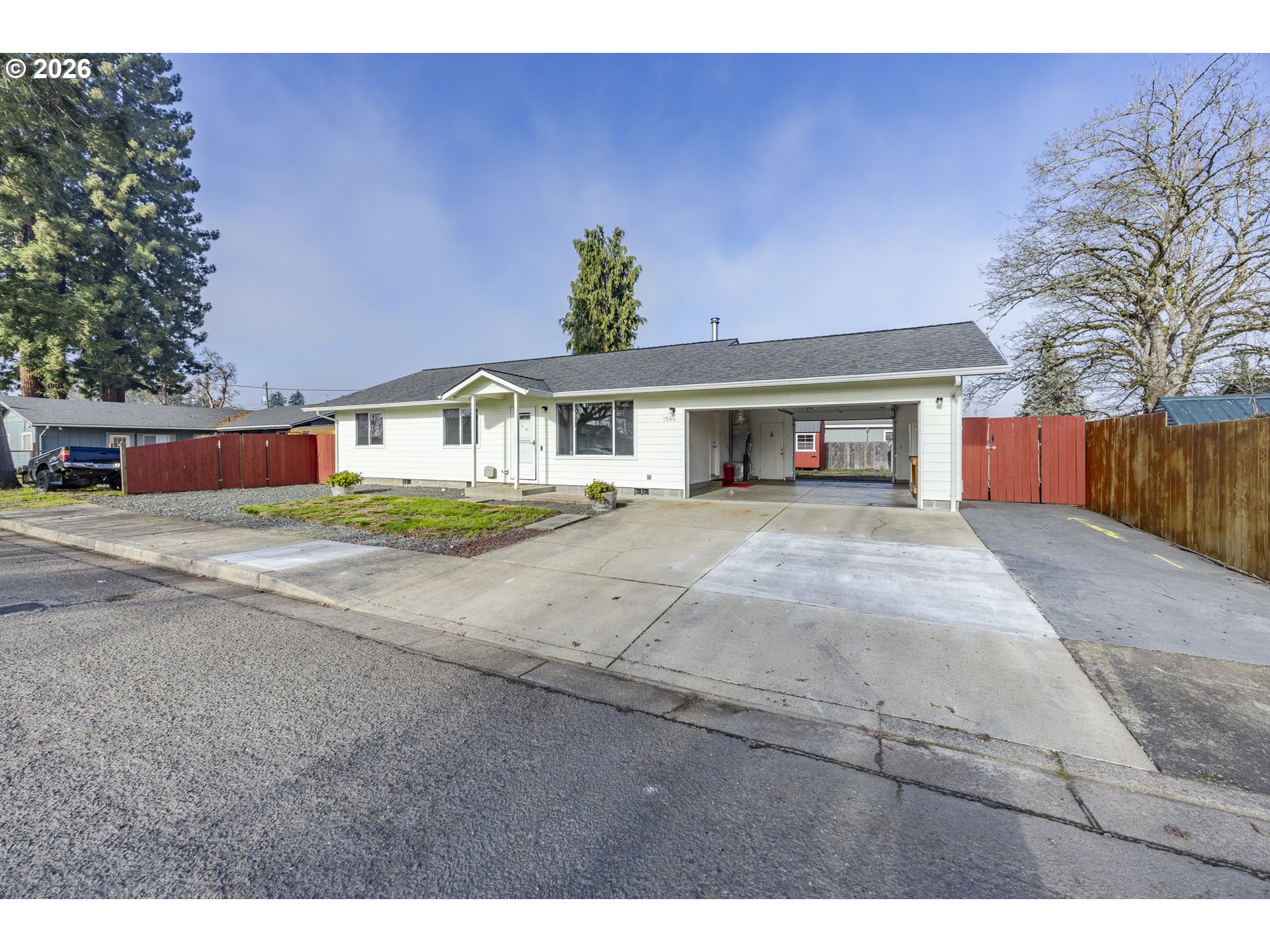 1560 Harvey Road Cottage Grove, OR 97424 - Photo 4 of 36