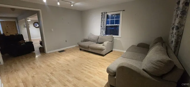 $175,900 | 2818 Drable Road, Savannah, NY 13146