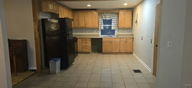 $185,900 | 2818 Drable Road, Savannah, NY 13146