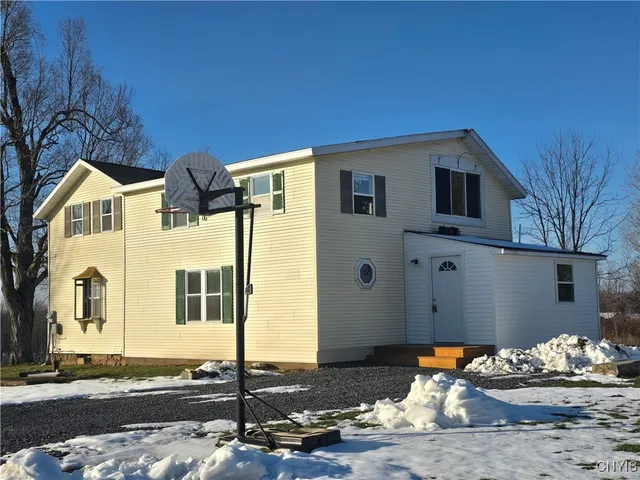 $175,900 | 2818 Drable Road, Savannah, NY 13146