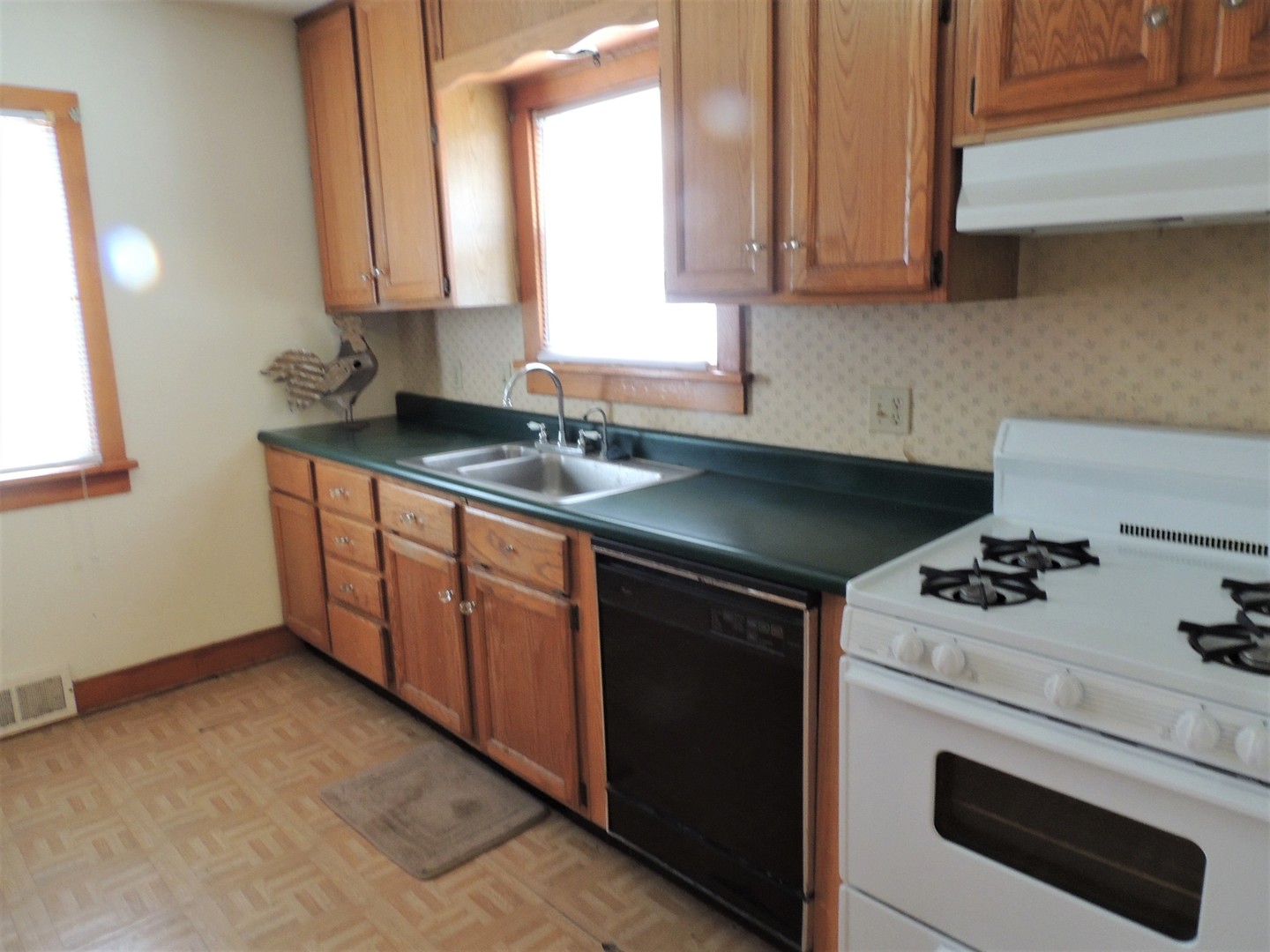 466 Lindberg Road LaSalle, IL 61301 - Photo 9 of 16 Gallery Image 9