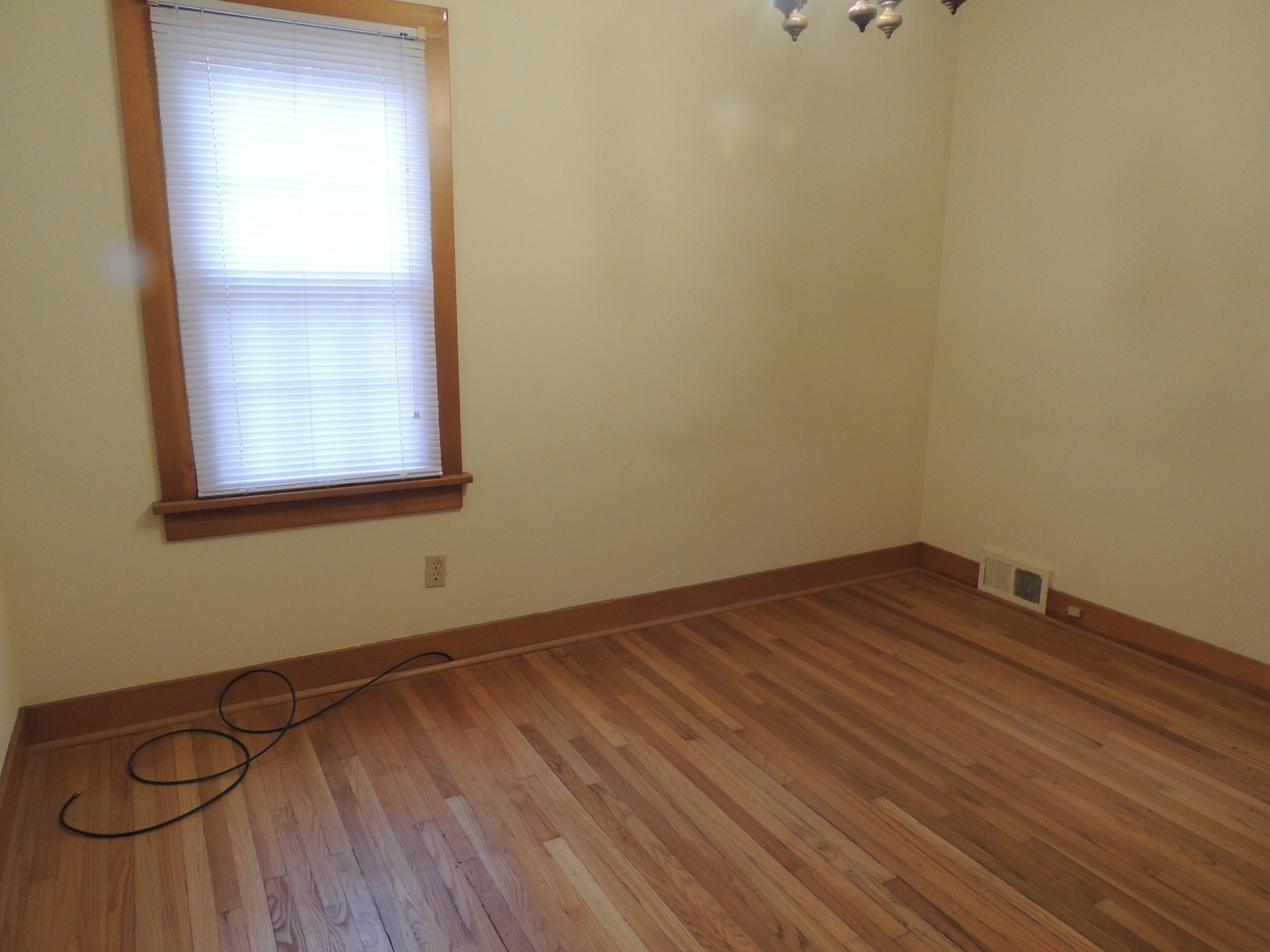 466 Lindberg Road LaSalle, IL 61301 - Photo 10 of 16 Gallery Image 10