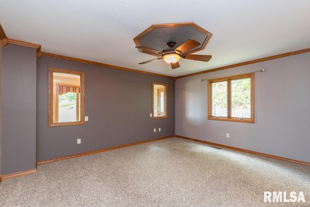 21450 Smaltz Road Morrison, IL 61270 - Photo 14 of 41