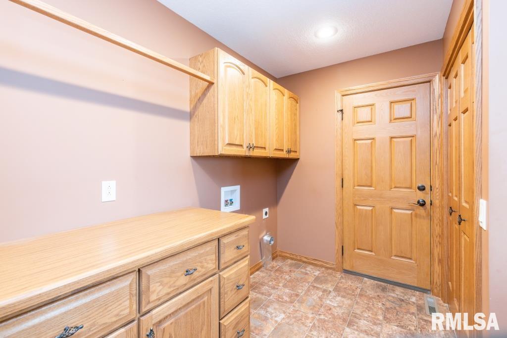 21450 Smaltz Road Morrison, IL 61270 - Photo 19 of 41