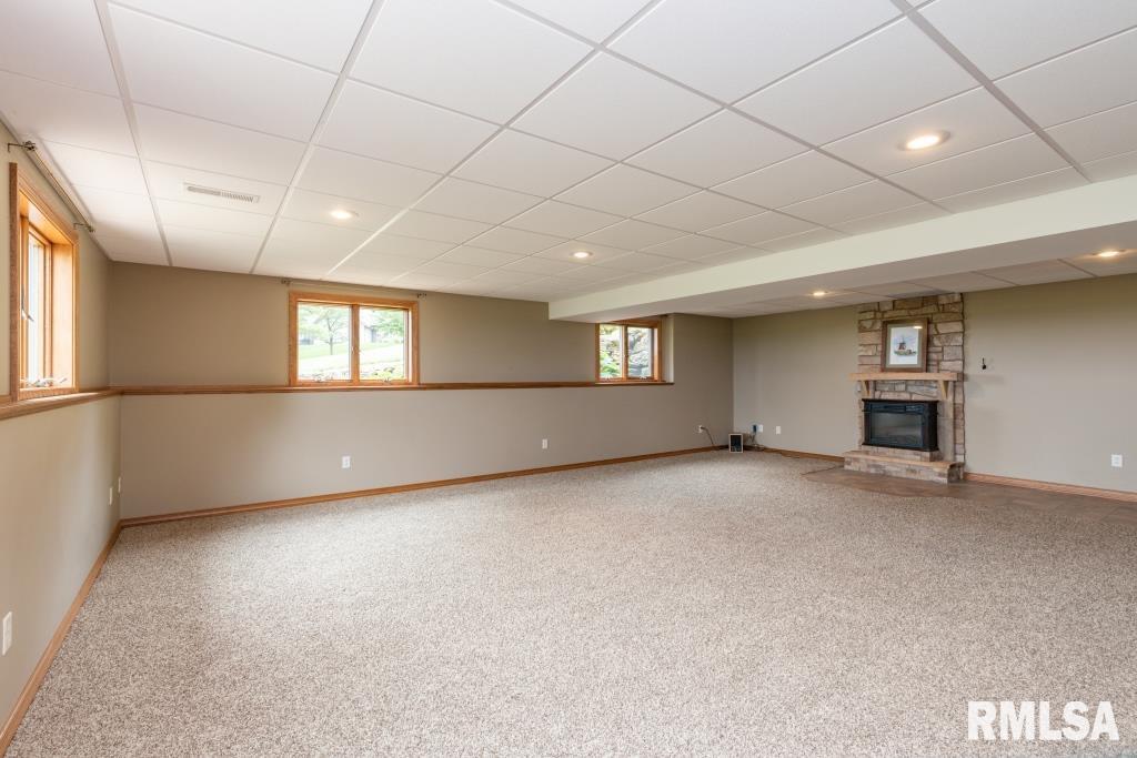 21450 Smaltz Road Morrison, IL 61270 - Photo 20 of 41