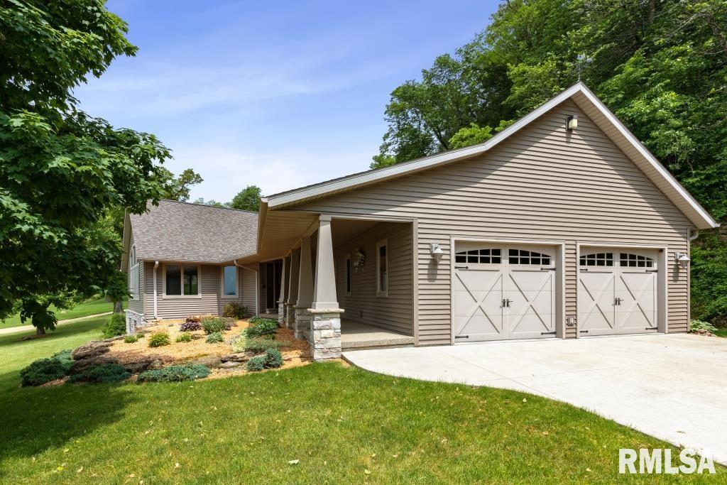 21450 Smaltz Road Morrison, IL 61270 - Photo 3 of 41