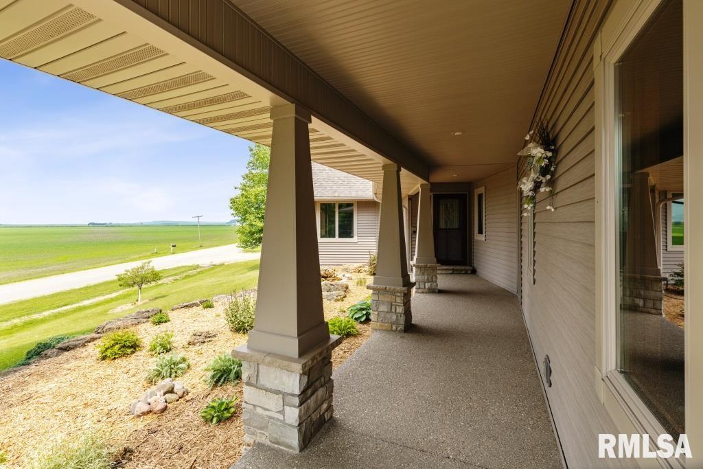 21450 Smaltz Road Morrison, IL 61270 - Photo 5 of 41