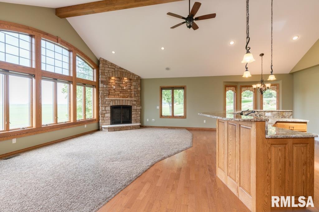 21450 Smaltz Road Morrison, IL 61270 - Photo 8 of 41