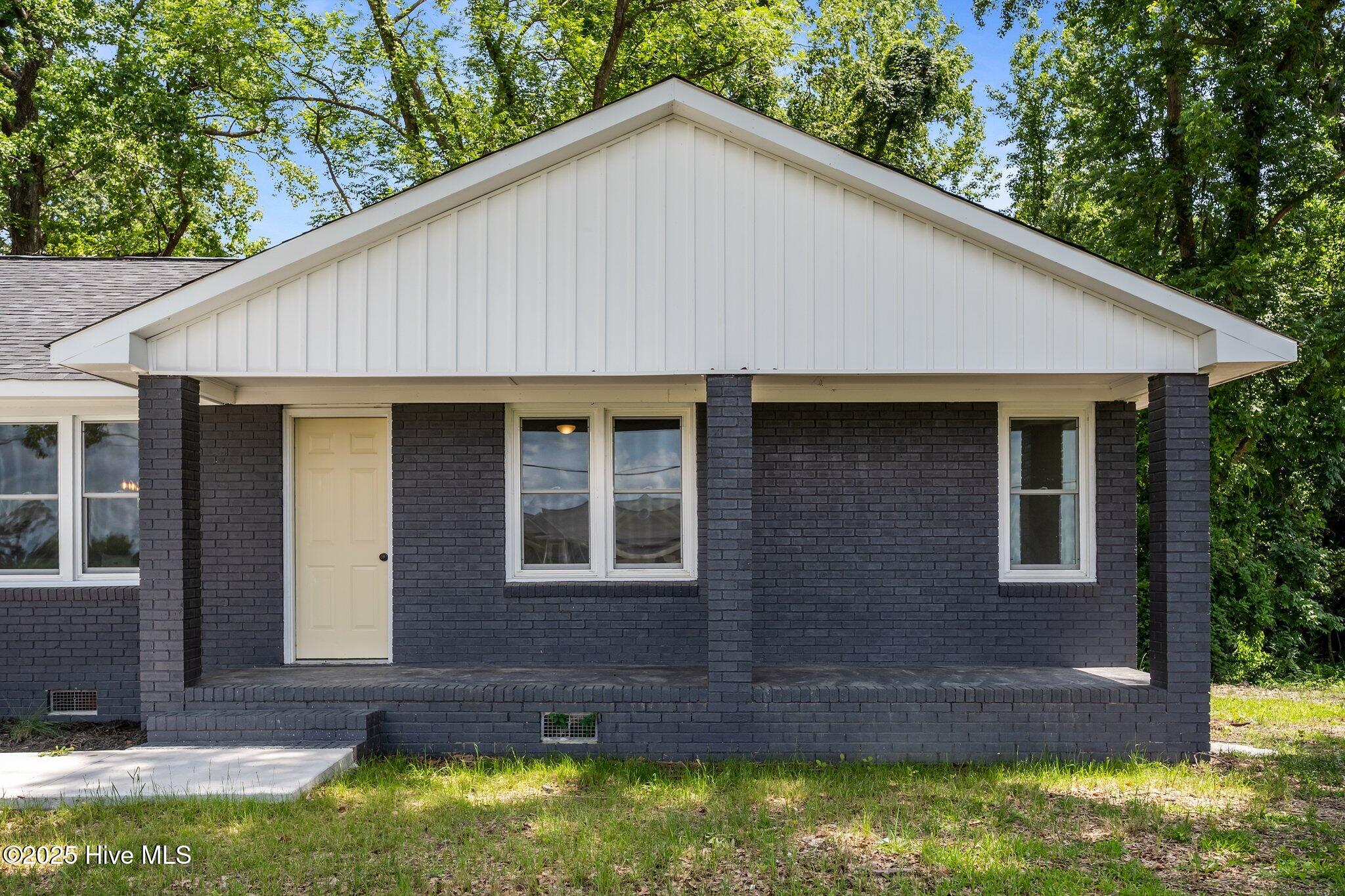 1496 Kellum Loop Road Jacksonville, NC 28546 - Photo 36 of 50 36-web-or-mls-05