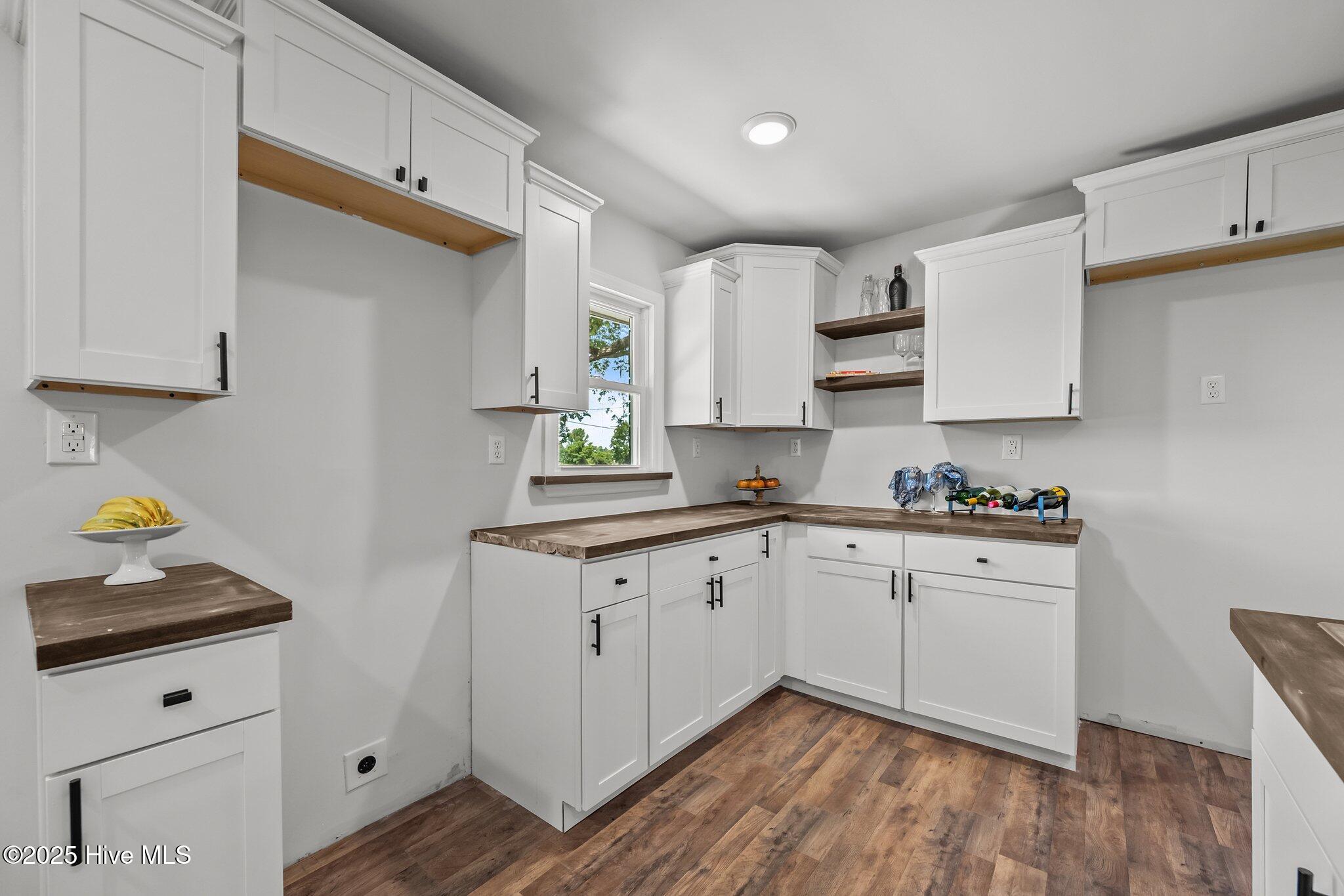 1496 Kellum Loop Road Jacksonville, NC 28546 - Photo 10 of 50 10-web-or-mls-_RAD0526