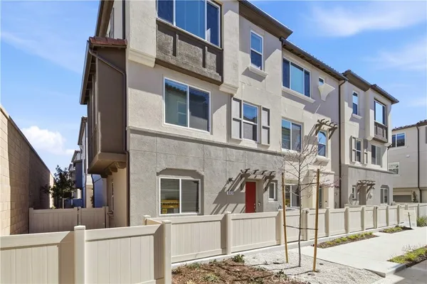 $749,000 | 9323 Via Azul, Pico Rivera, CA 90660