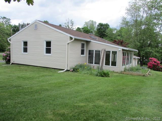 48 Collier Circle Hamden, CT 06518 - Photo 3 of 29