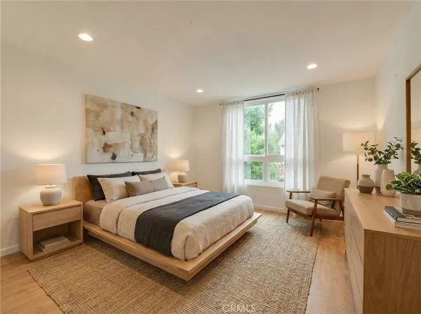 $646,000 | 1803 East Ocean Boulevard, Unit 201, Long Beach, CA 90802