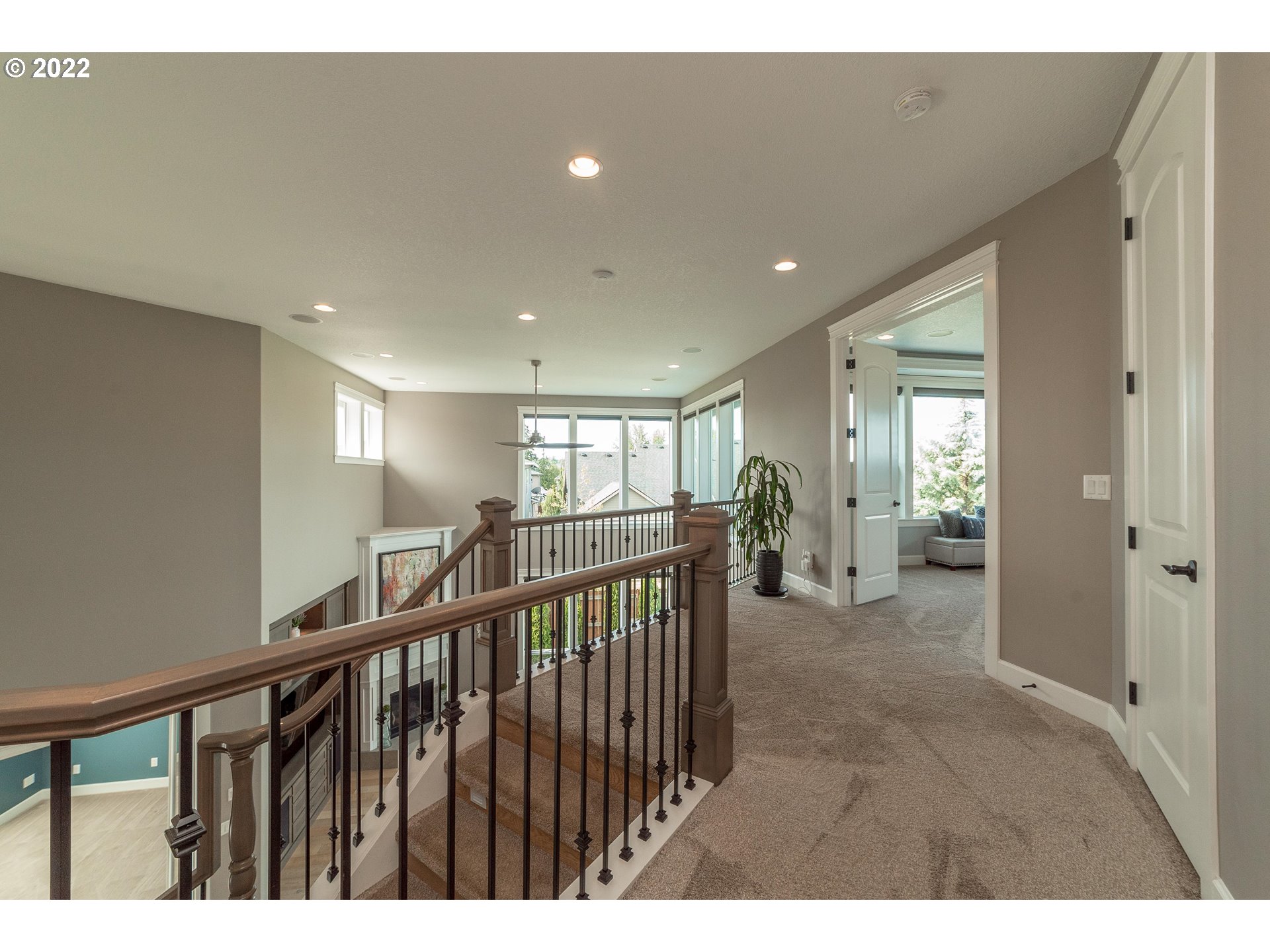 17608 Northeast 26th Avenue Ridgefield, WA 98642 - Photo 14 of 29 a view of hallway with livingroom