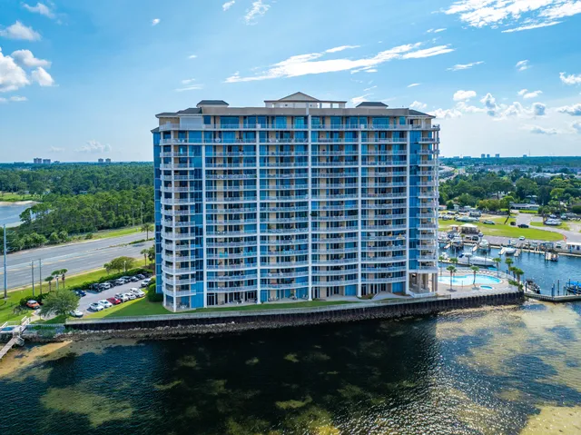 a picture of a city view