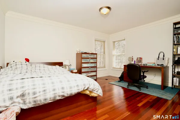 $1,300,888 | 10 Whispering Hollow Court, Cheshire, CT 06410