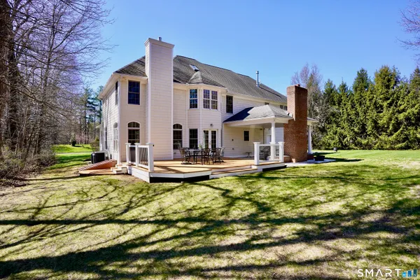 $1,300,888 | 10 Whispering Hollow Court, Cheshire, CT 06410