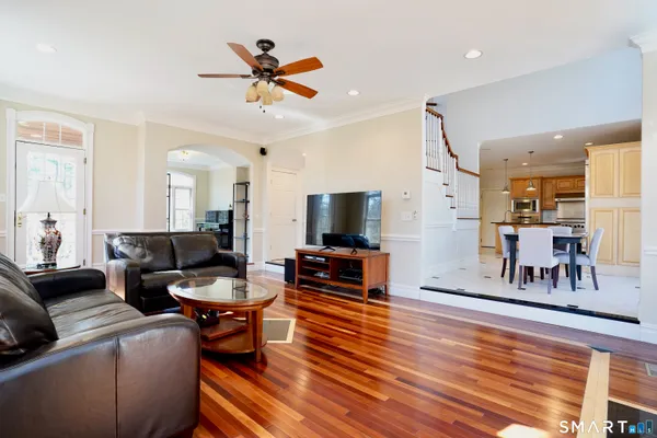 $1,300,888 | 10 Whispering Hollow Court, Cheshire, CT 06410