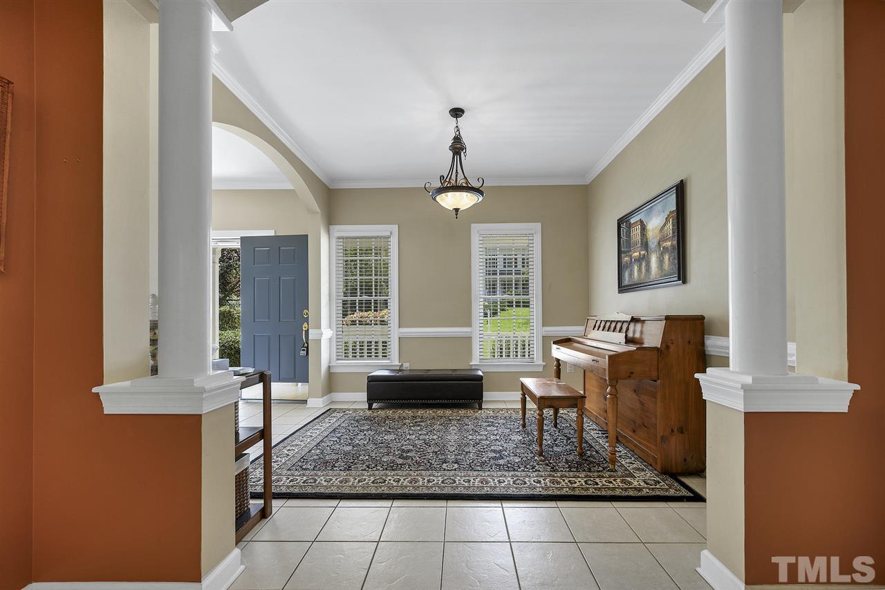 1902 Patterson Grove Road Apex, NC 27502 - Photo 3 of 27 Gallery Image 3