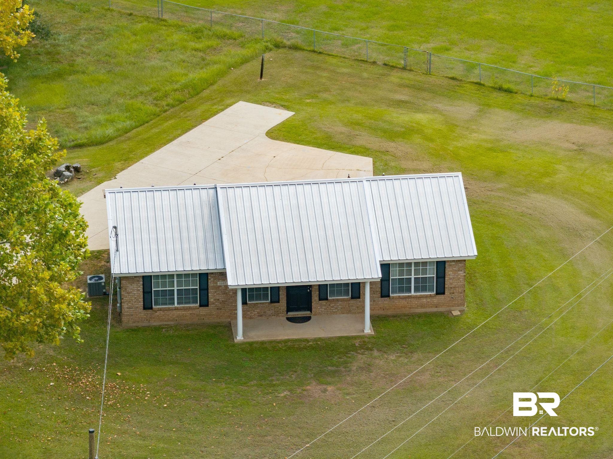 1107 North Oak Street Loxley, AL 36551 - Photo 37 of 40 Aerial view