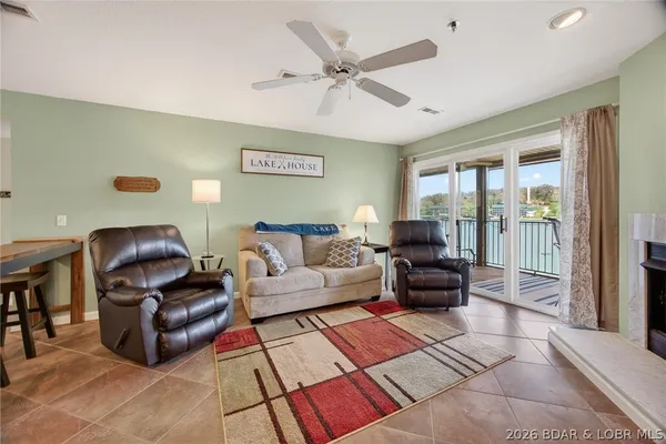 $315,000 | 133 Cedar Glen Court, Unit 3A, Camdenton, MO 65020
