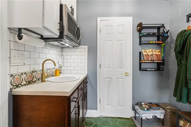 $549,000 | 3541 Harrison Boulevard, Kansas City, MO 64109