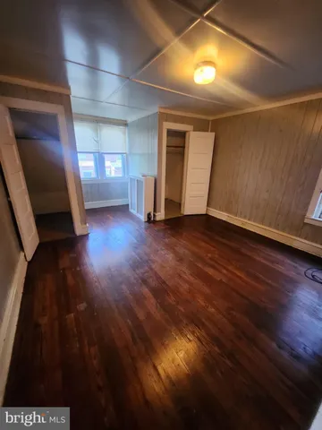 $1,500 | 69 South 7th Street, Darby, PA 19023