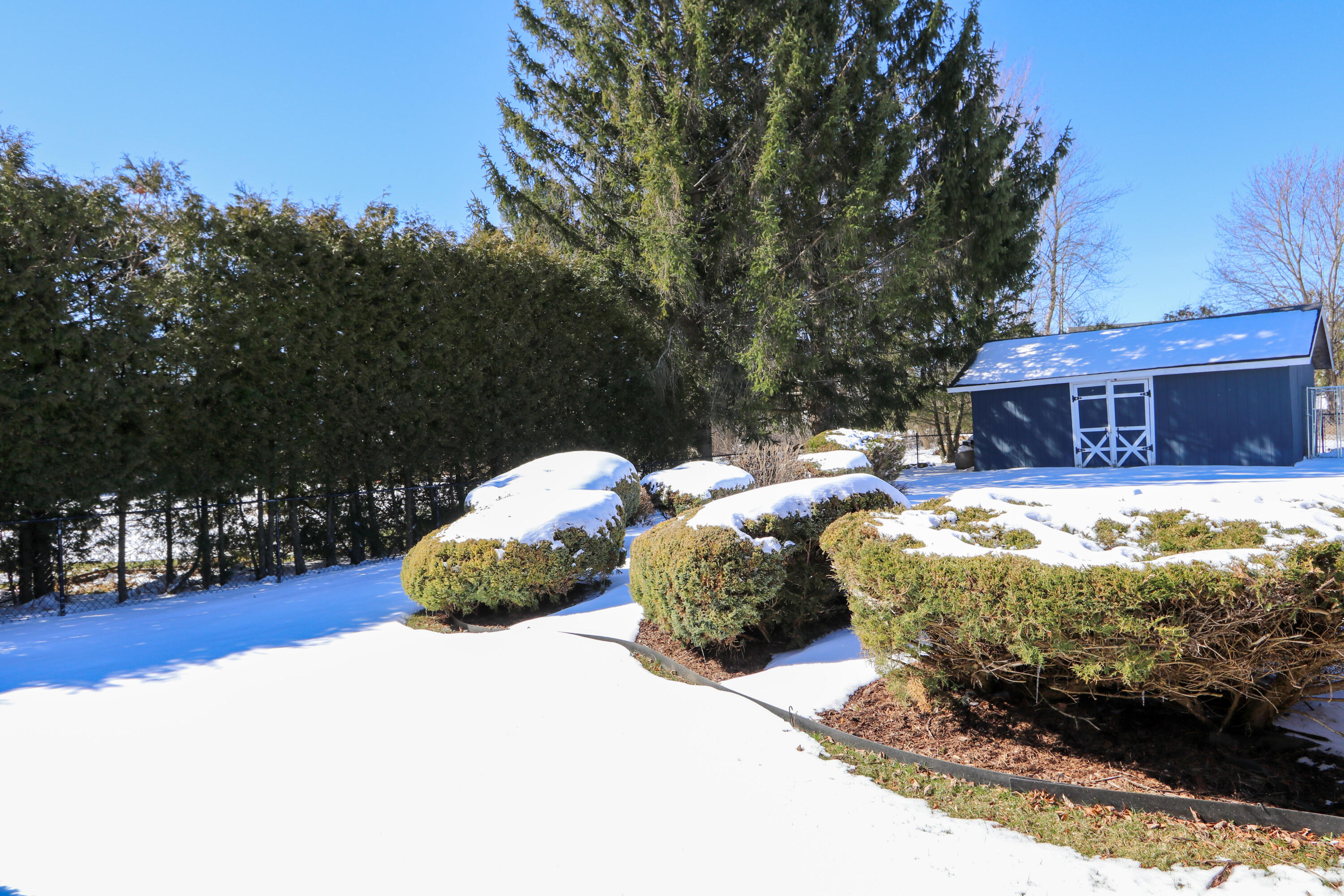 15 Edgewater Drive Rouses Point, NY 12979 - Photo 42 of 43 Gallery Image 42