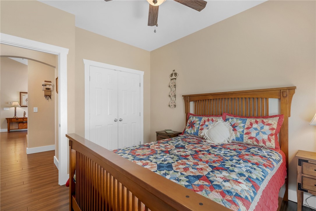 110 Walker Point Seneca, SC 29672 - Photo 19 of 47