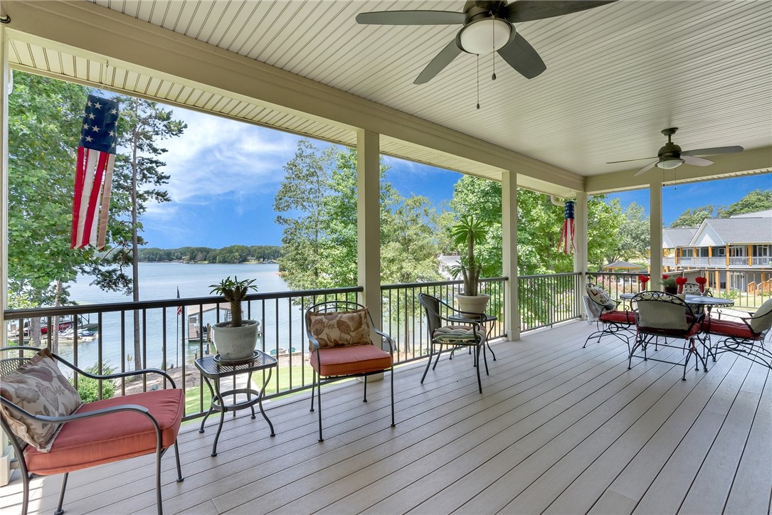 110 Walker Point Seneca, SC 29672 - Photo 22 of 47